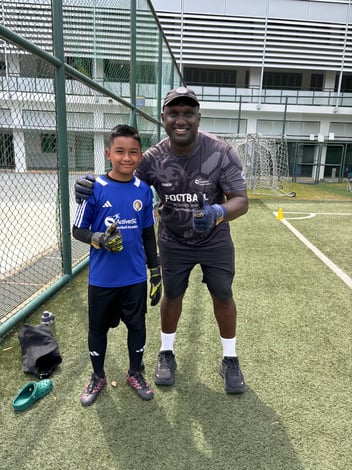 Parent of Neill Dilhan