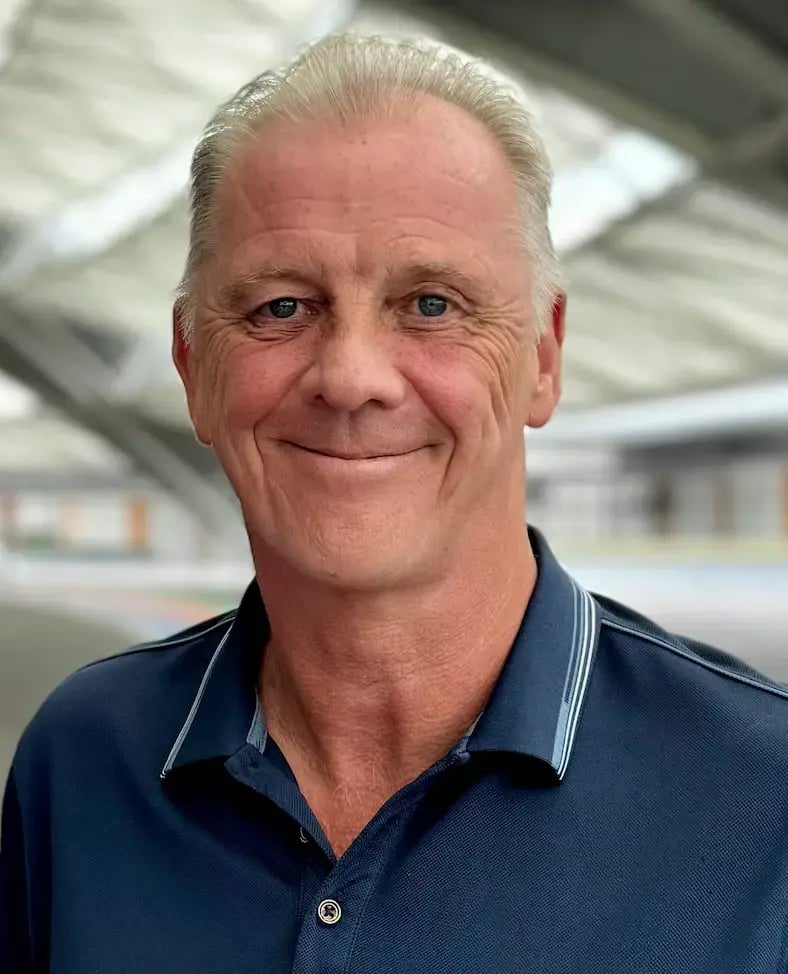 Mr Tim Newenham
